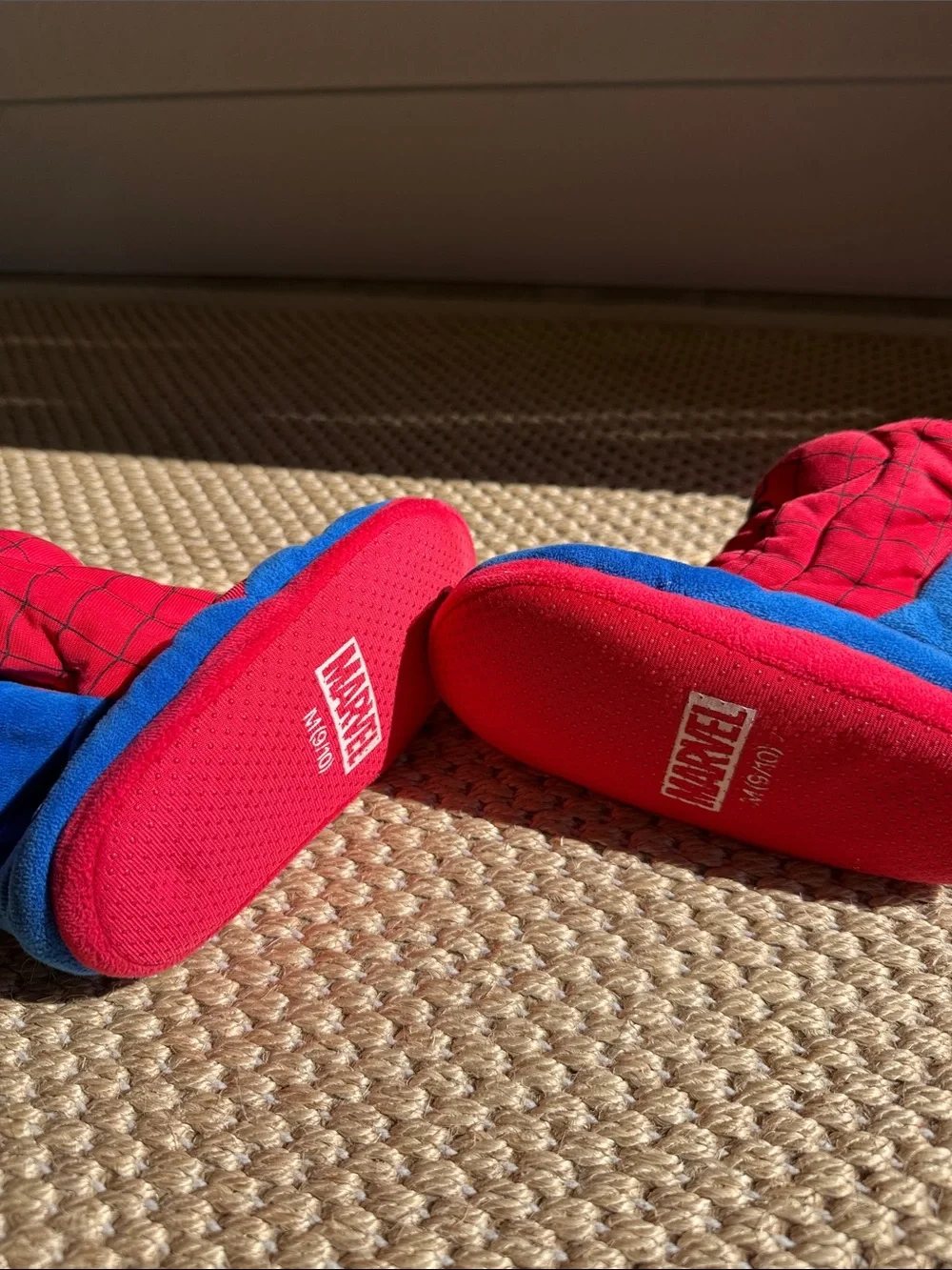 Marvel Spider-Man Kids Plush Boot Slippers - Red & Blue size 9/10